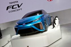 Toyota are aprobare guvernamentala in Japonia sa produca si inspecteze rezervoare de hidrogen
