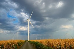 Cel mai mare poducator de energie din Cehia vrea sa se extinda in Polonia si Slovacia, in timp ce in Romania renunta la parcul eolian