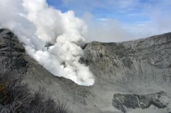 Micile eruptii vulcanice ar incetini incalzirea climei