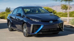 Toyota Mirai: primul model de serie cu pila de hidrogen de la creatorii Priusului